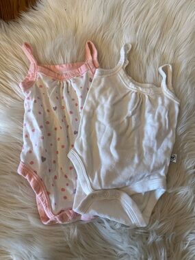 2 Pack Honest Company Preemie Sleeveless Onesies - White with Pink Trim, White